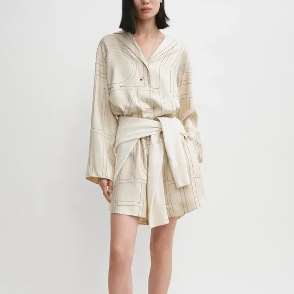 TOTEME monogram-print silk shorts - Picture 3 of 6